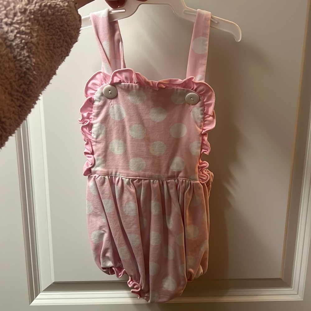 Barefoot sun suit for summer